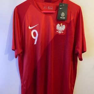 Nike Men’s Poland Jersey Lewandowski Size L NWT